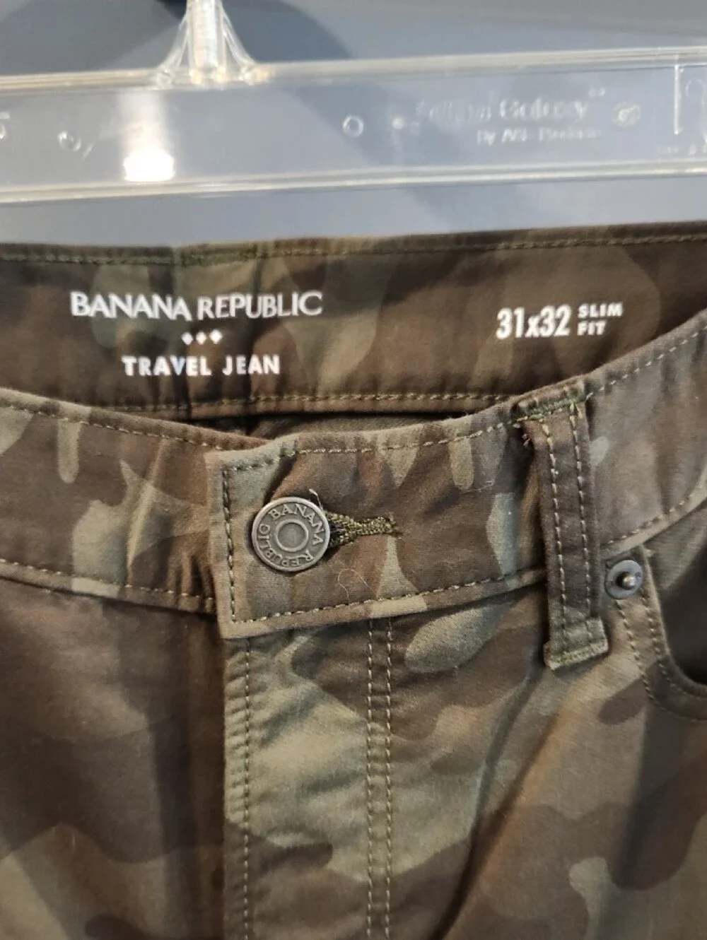 Banana Republic Men's Camouflage Slim Jeans - Olive/Tan